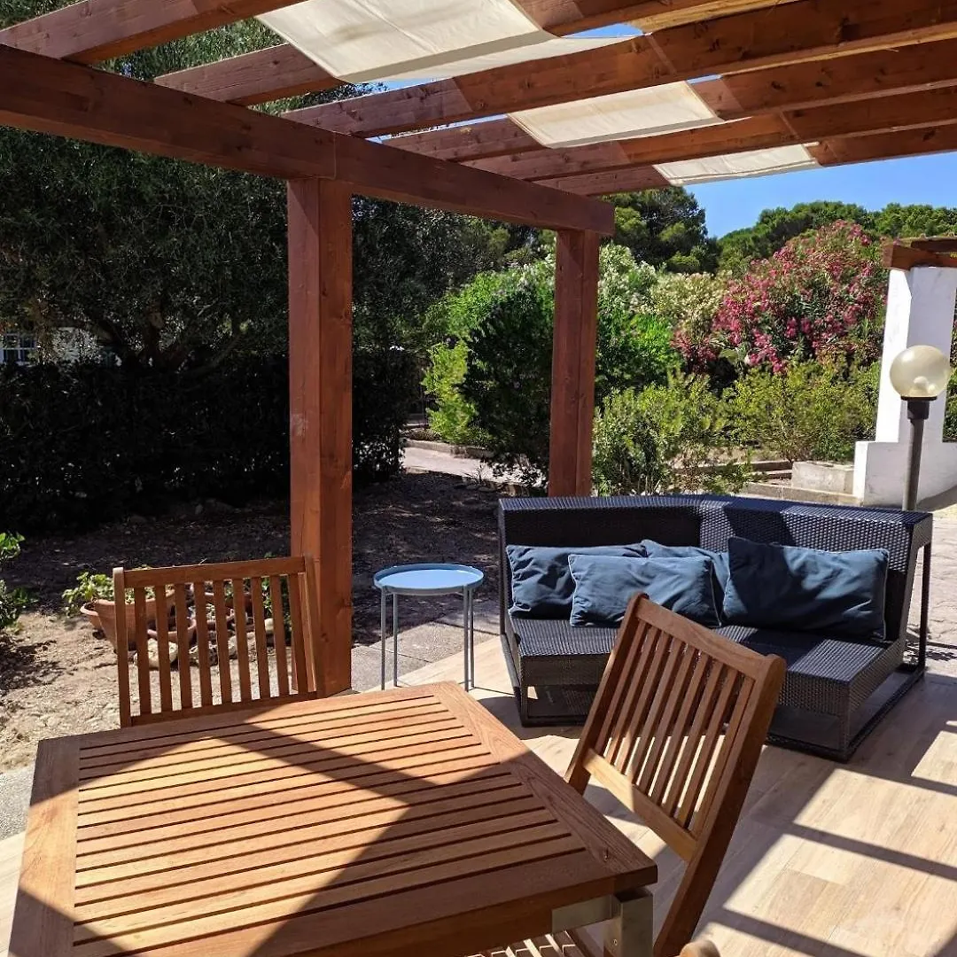 Appartamento Cottage con veranda attrezzata giardino,vista mare Carloforte