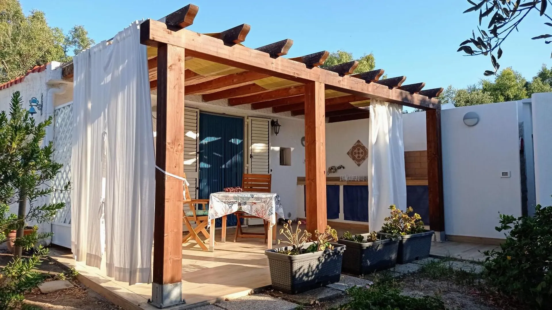 Appartamento Cottage con veranda attrezzata giardino,vista mare Carloforte