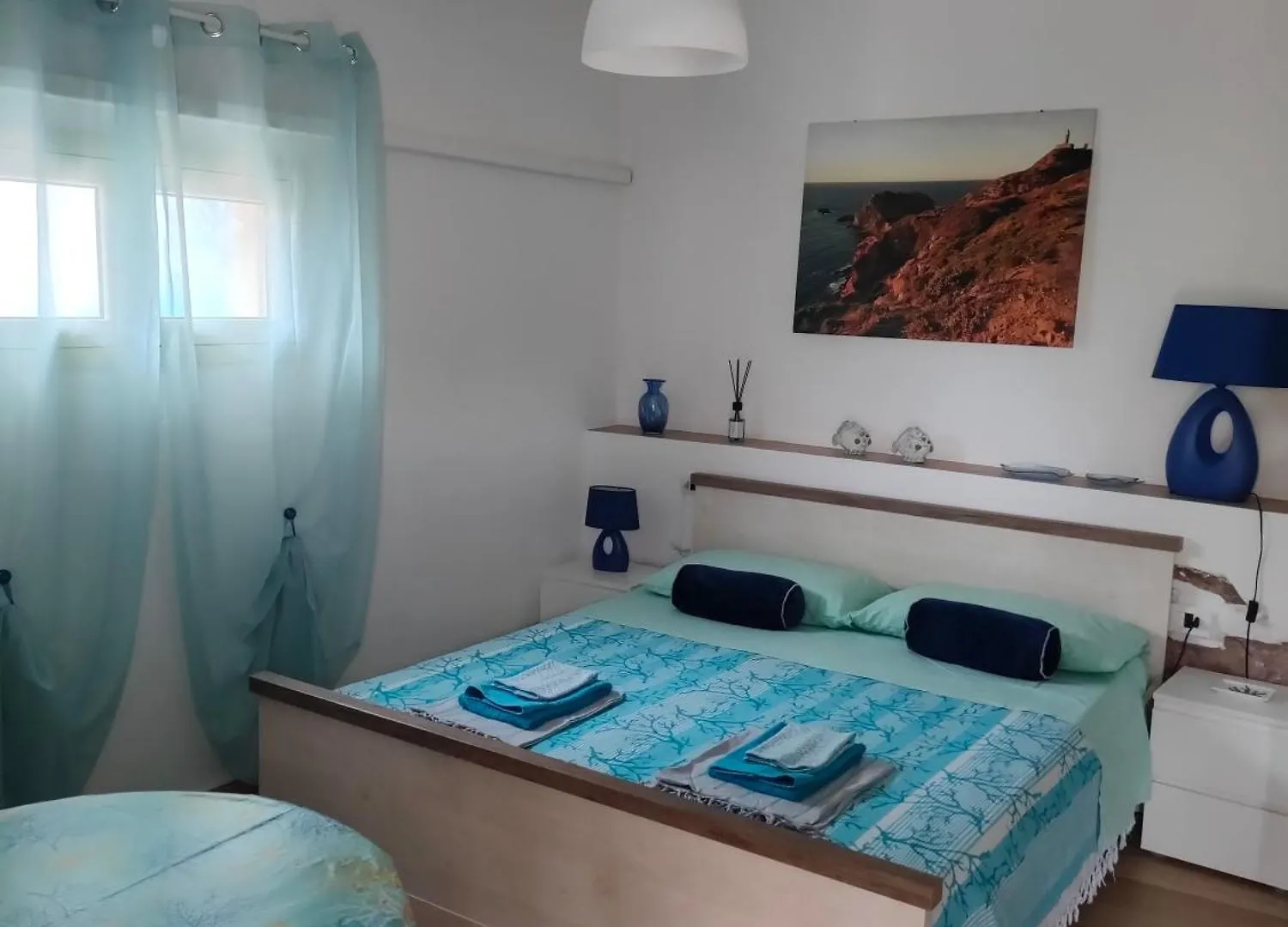 Cottage con veranda attrezzata giardino,vista mare Carloforte  Appartamento