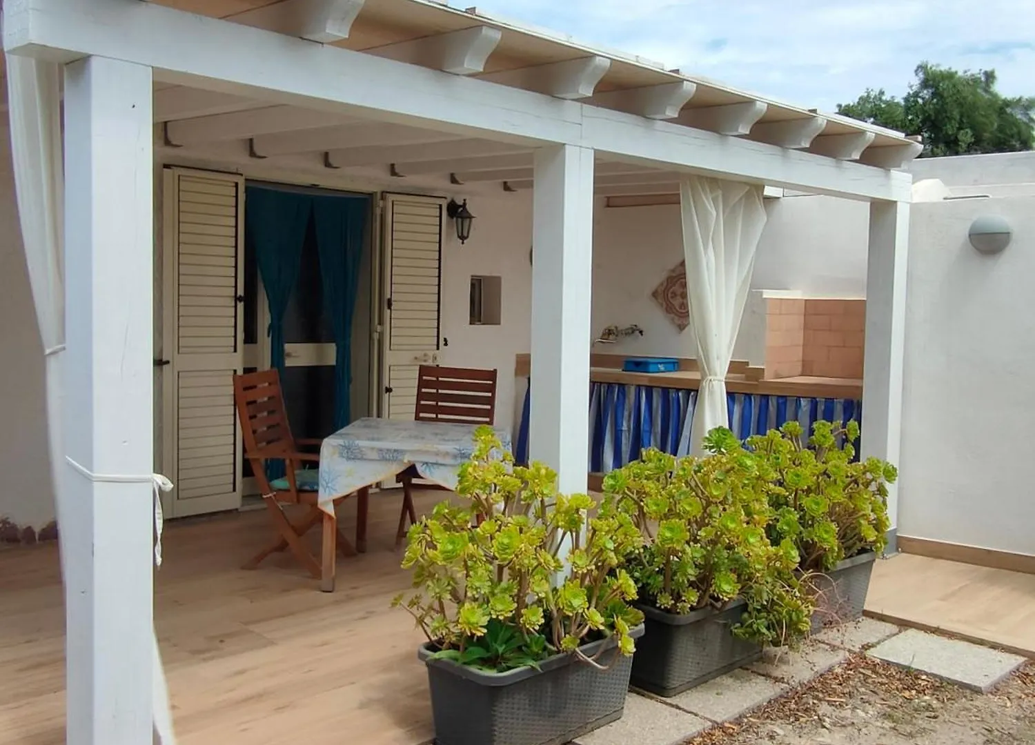 Cottage con veranda attrezzata giardino,vista mare Carloforte  Carloforte (Isola di San Pietro)