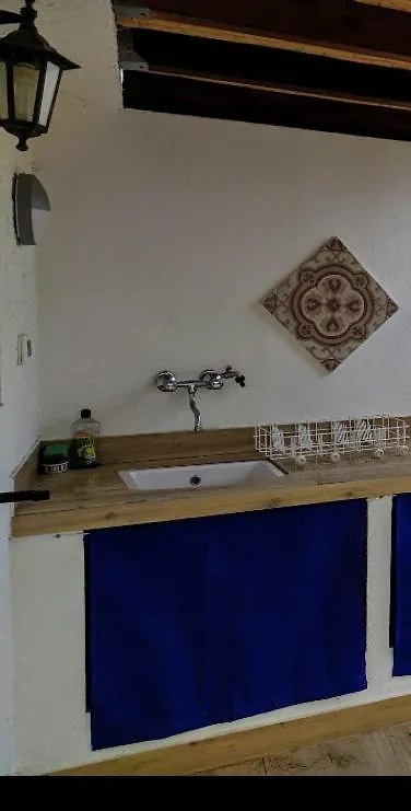 Cottage A 1Km Dal Centro Storico, 500 M Dal Mare,Veranda Attrezzata,Barbecue,Doccia Interna Ed Esterna,Giardino カルロフォルテ
